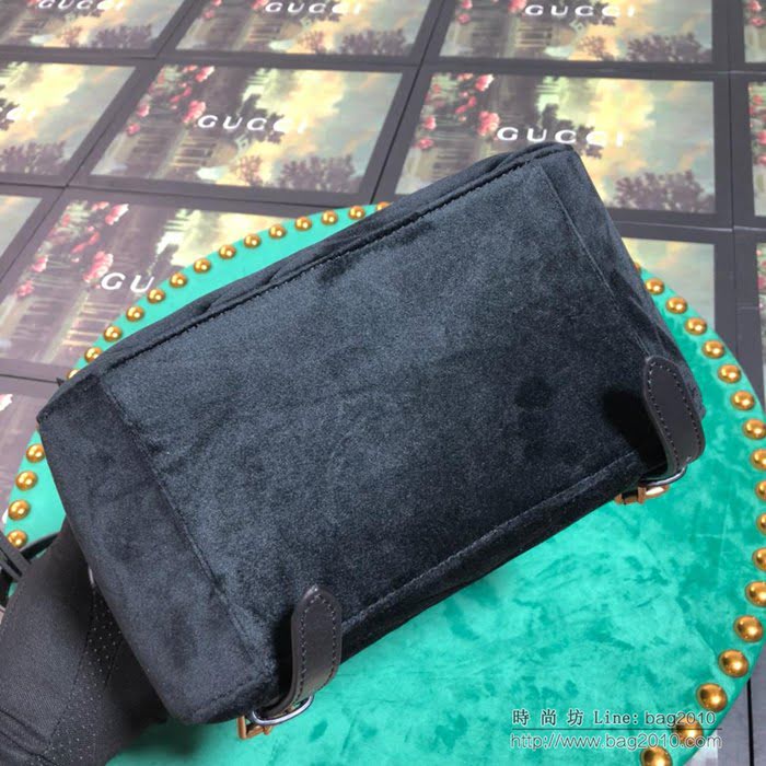 GUCCI古馳女包 新款 專櫃品質 524568 進口牛皮 原廠五金 黑絨 雙肩包  ydgq3159